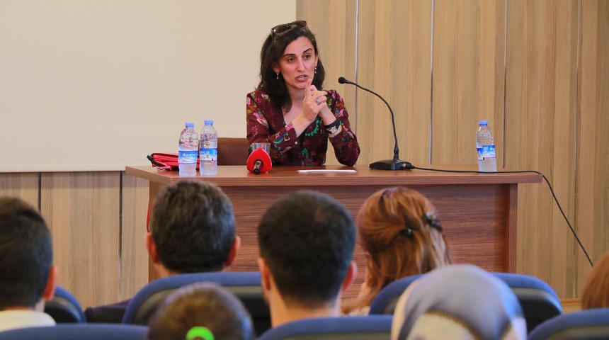 Dr. Canan Dağdeviren'den meme kanserinde erken teşhis yapan 'elektronik s&uuml;tyen' projesi