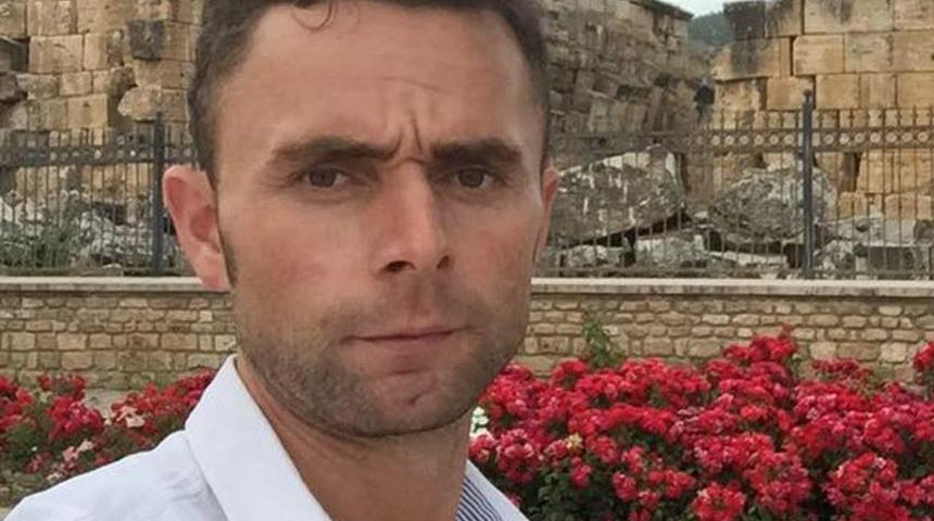 &Uuml;zerine mermer par&ccedil;aları d&uuml;şen iş&ccedil;i &ouml;ld&uuml;