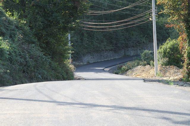 Sapanca’da yolları Büyükşehir yenilendi