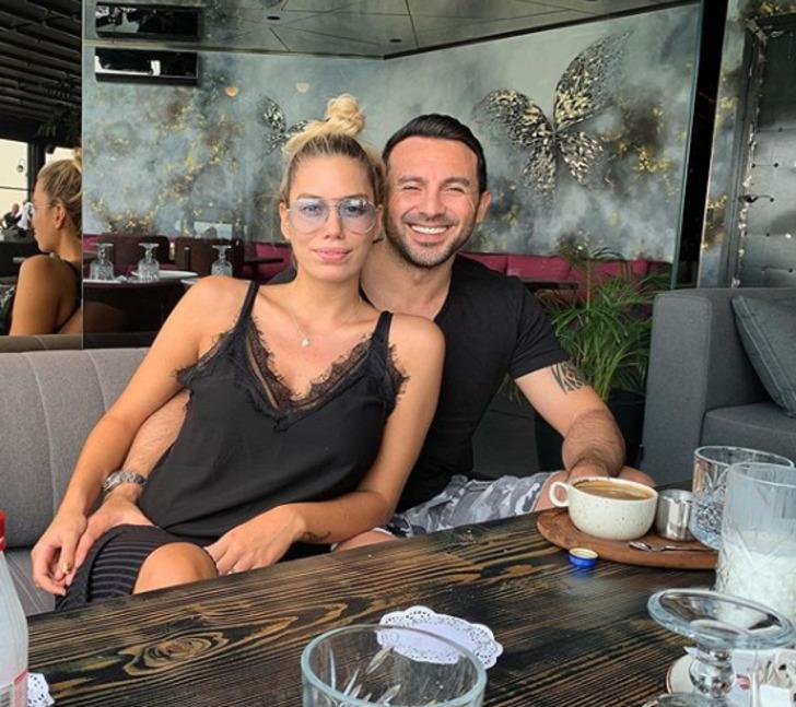 Ahmet Dursun ile Asena Demirbağ Paris'te evlendi G5