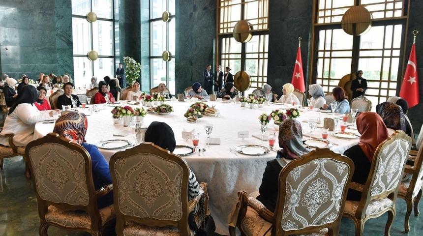 Başkan B&uuml;y&uuml;kkılı&ccedil;&rsquo;ın Eşi Cumhurbaşkanlığı K&uuml;lliyesi&rsquo;nde