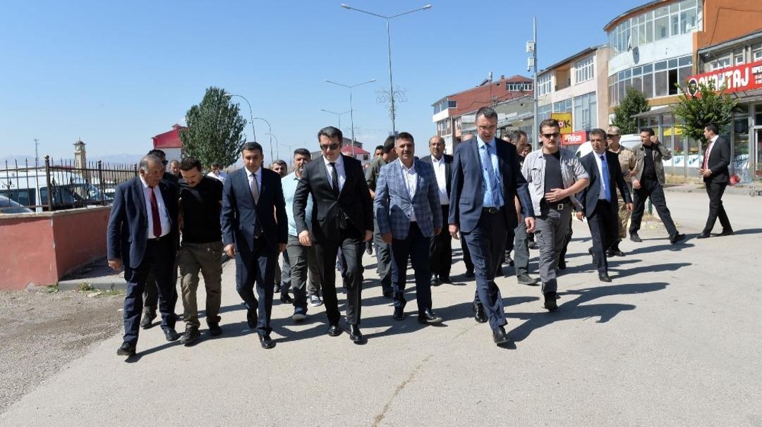 Vali Memiş g&uuml;ney il&ccedil;elerinde...