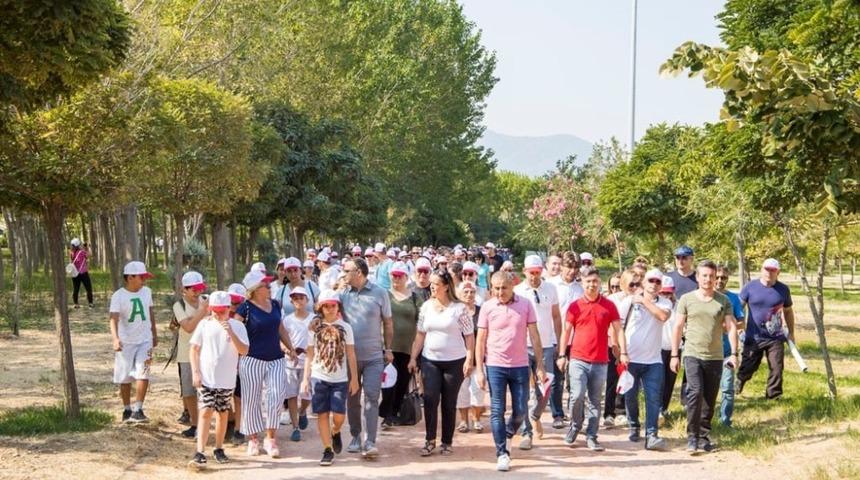İzmir&rsquo;de  &ldquo;İlk Dersimiz Orman&rdquo;
