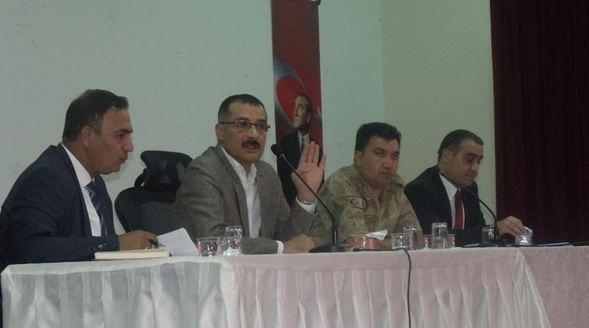 &Ouml;zalp&rsquo;te eğitim toplantısı yapıldı