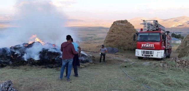 Çaldıran’da bin bağ ot yanarak kül oldu