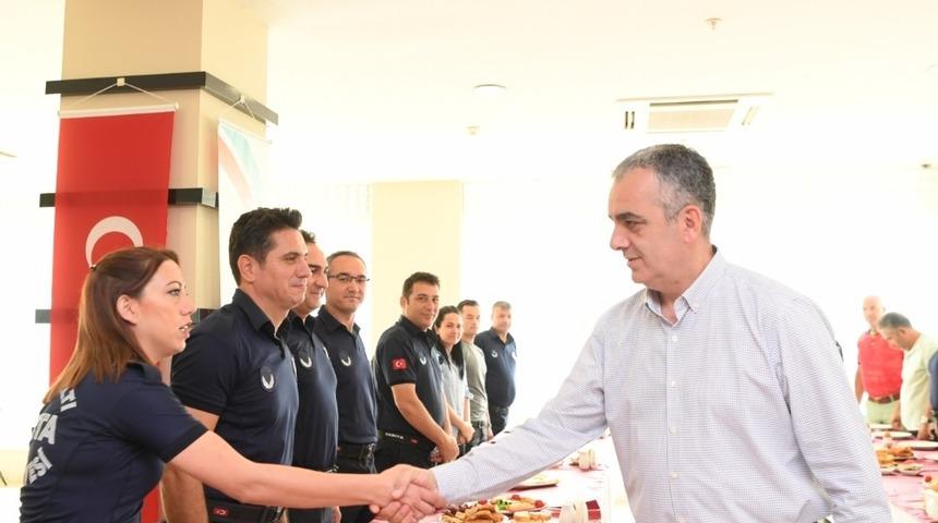 Başkan Esen, zabıta personeliyle bir araya geldi