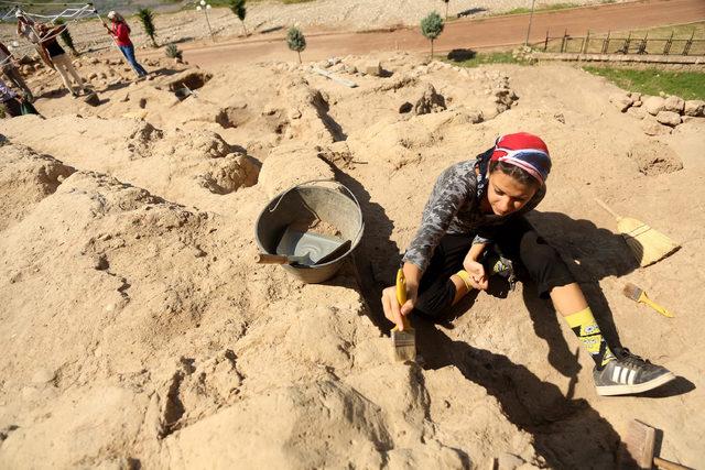 9 bin yıllık yerleşim yeri g&uuml;n y&uuml;z&uuml;ne &ccedil;ıkartılmaya &ccedil;alışılıyor 1
