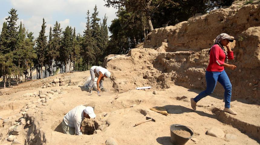 9 bin yıllık yerleşim yeri g&uuml;n y&uuml;z&uuml;ne &ccedil;ıkartılmaya &ccedil;alışılıyor