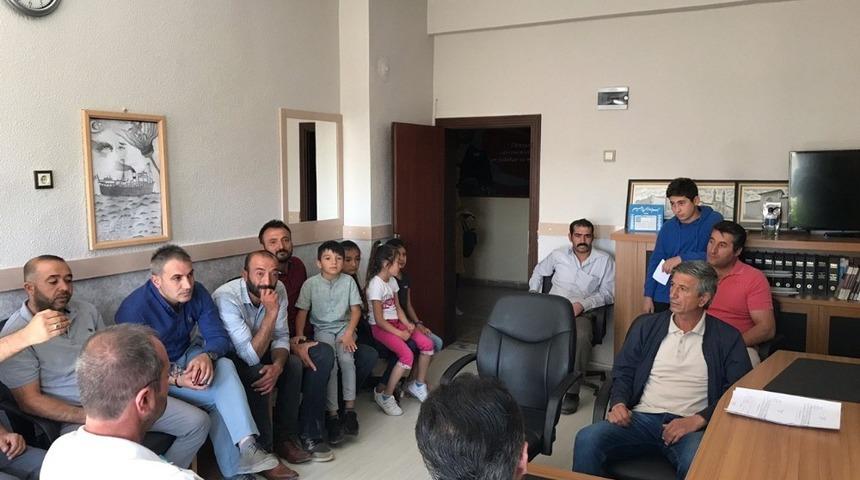 Kangal&rsquo;da kapanan okullar velileri harekete ge&ccedil;irdi