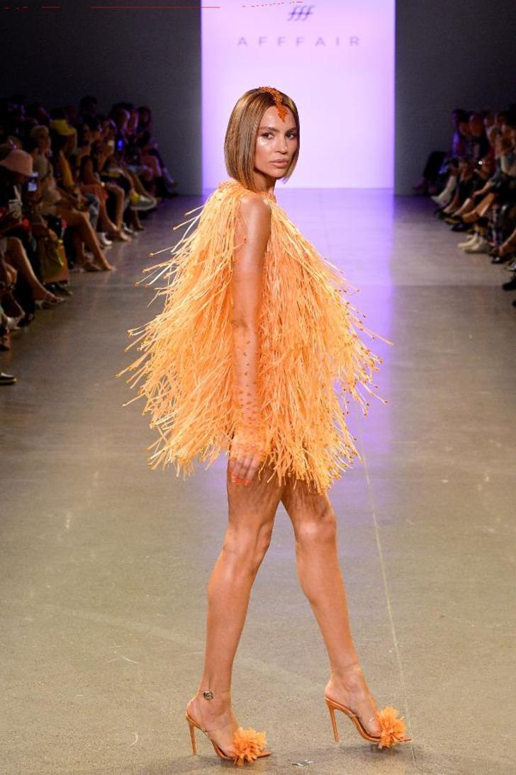 New York'u salladı! Ayşe Hatun Önal rüzgarı G5