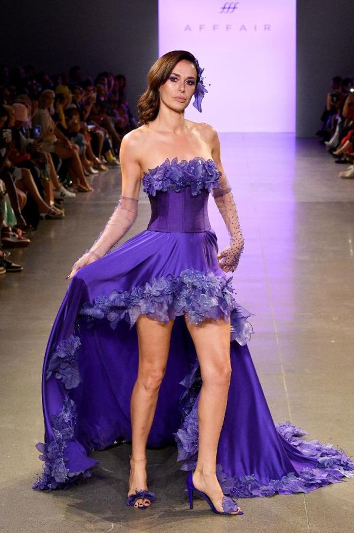 New York'u salladı! Ayşe Hatun Önal rüzgarı G4