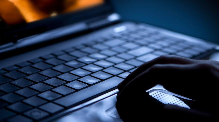 İnternetten tanışıp evde buluştu, hayatının şokunu yaşadı!