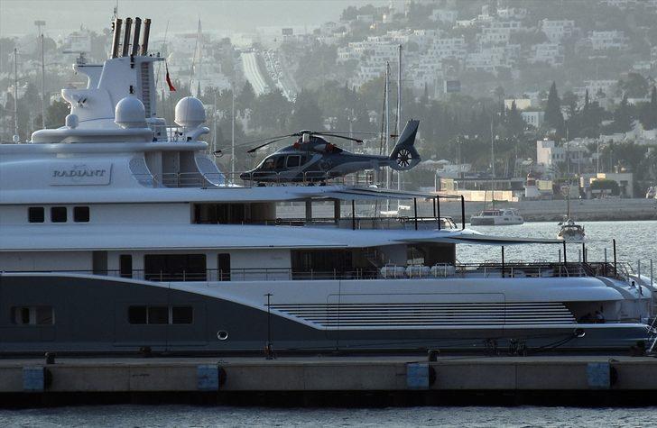 Dubai Şeyhi'nin lüks yatı Bodrum'da G5