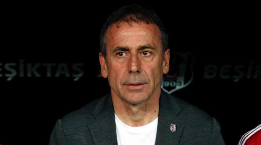 Abdullah Avcı'dan transfer açıklaması: Bir santrfor, bir de kenar oyuncusu