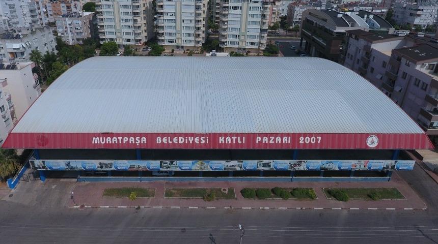 Kapalı pazar yerine g&uuml;neş enerji santrali kuruluyor