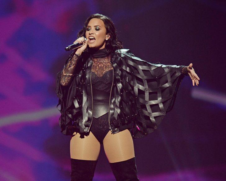 Demi Lovato en büyük korkusuyla yüzleşti: Selülitli fotoğraf paylaştı G2