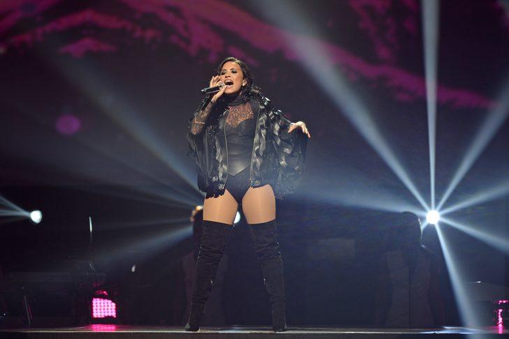Demi Lovato en büyük korkusuyla yüzleşti: Selülitli fotoğraf paylaştı G3