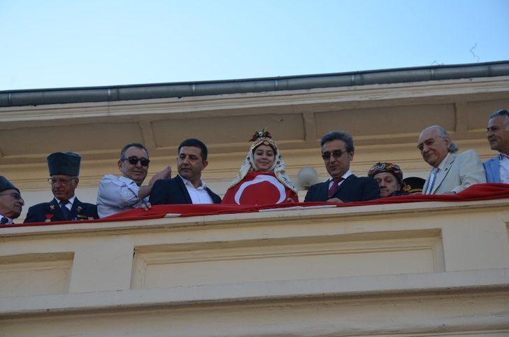 Kuşadası’nda Kurtuluş Bayramı coşkusu G3