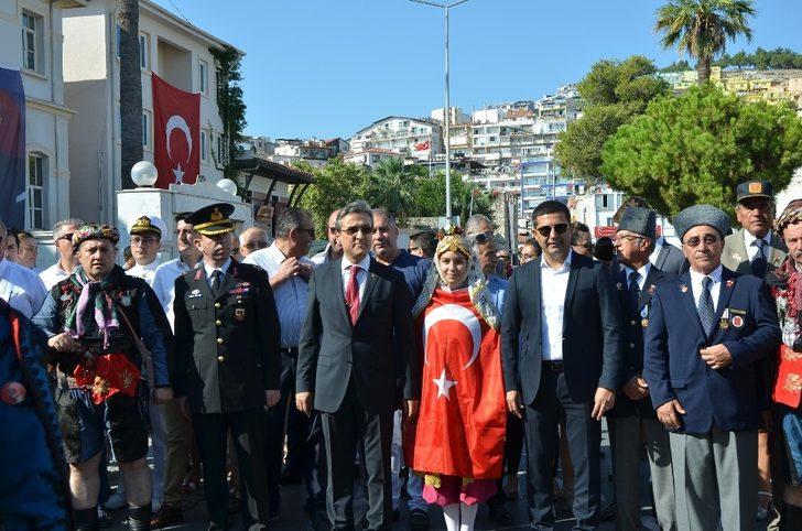 Kuşadası’nda Kurtuluş Bayramı coşkusu G4