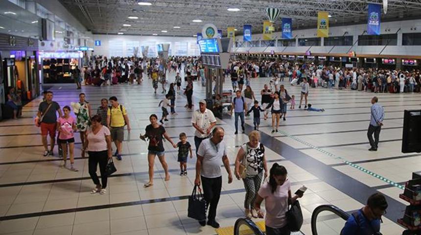 TÜROB Başkanı Müberra Eresin açıkladı: 2-3 yıl içinde Türkiye'ye 1 milyon ABD'li turist gelebilir