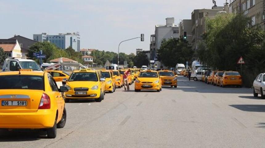 Ankara'da taksicilerin 'zam' kuyruğu! 