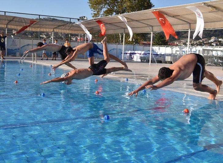 ’Çan Belediyesi Milli Mücadelenin 100. Yılı Yüzme Yarışları’ tamamlandı G4