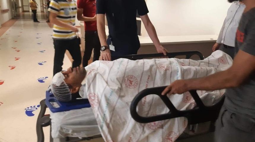 Siirt&rsquo;te kontrolden &ccedil;ıkan ara&ccedil; şarampole yuvarlandı: 3 yaralı