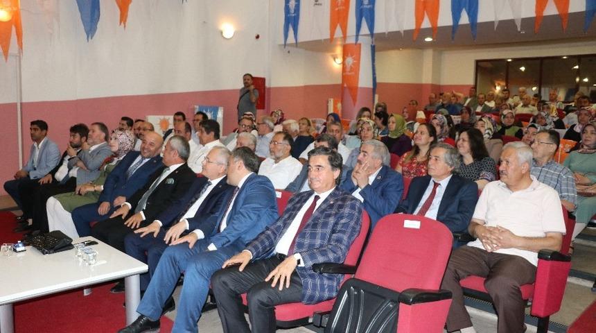 AK Parti Dış İlişkiler Başkan Yardımcısı Mehmet Ceylan: