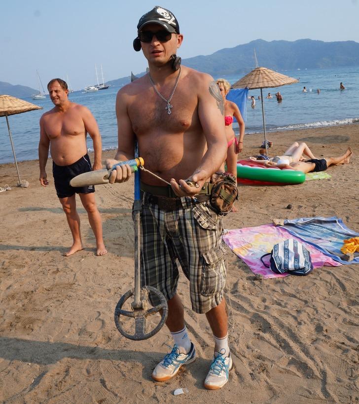 Muğla Marmaris'te ilginç olay! Herkesin ortasında aradı, kendini böyle savundu G1