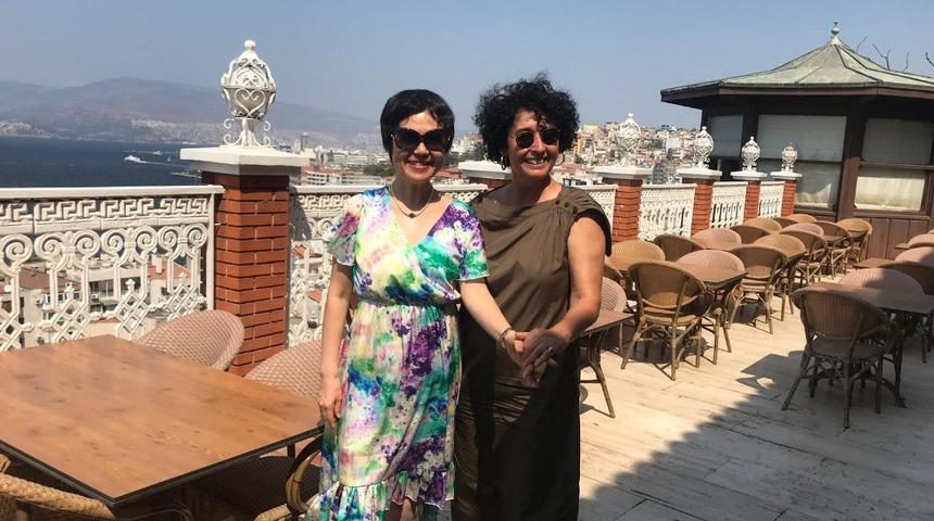 Çin Büyükelçisi’nin eşinden Kemeraltı ve Agora turu