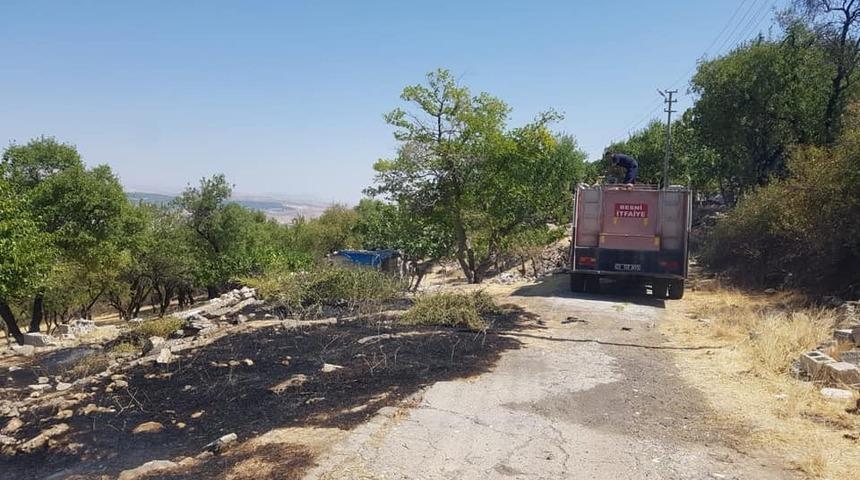 Besni’de anız yangını