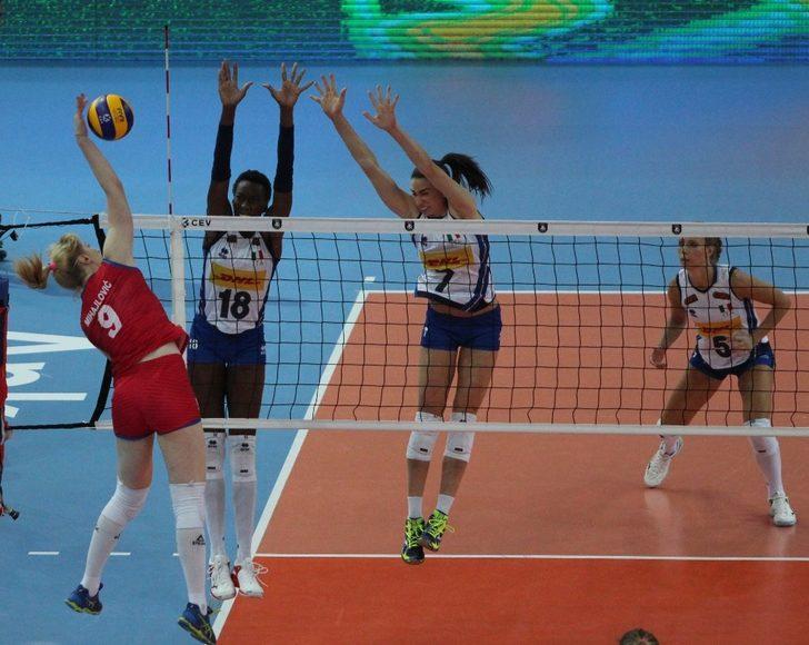 Kadınlar Voleybol Avrupa Şampiyonası’nın ilk finalisti Sırbistan G4