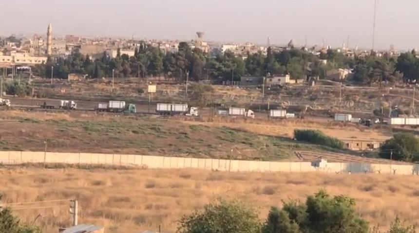 ABD konvoyunun Suriye'deki hareketliliği g&uuml;nd&uuml;z g&ouml;r&uuml;nt&uuml;lendi