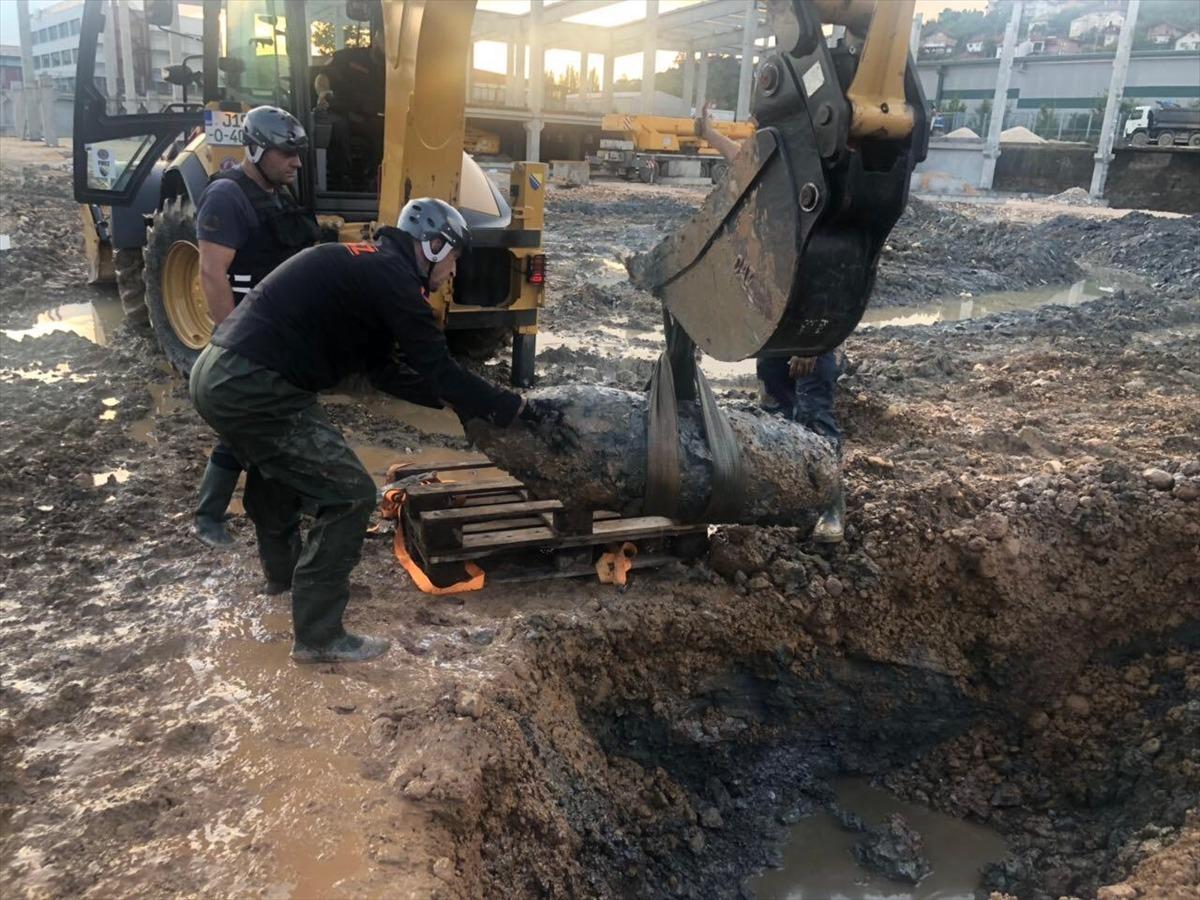 Saraybosna'da 500 kilogramlık bir u&ccedil;ak bombası daha bulundu