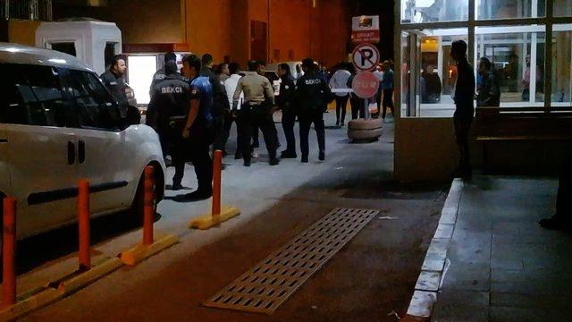 Hastane önünde kalabalık gittikçe arttı! Erzincan'da büyük gerginlik!