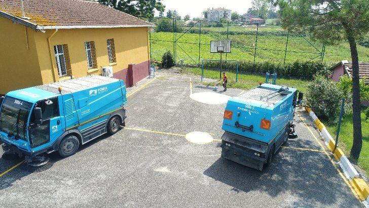 (Özel) İstanbul’da okullarda temizlik seferberliği havadan görüntülendi G3