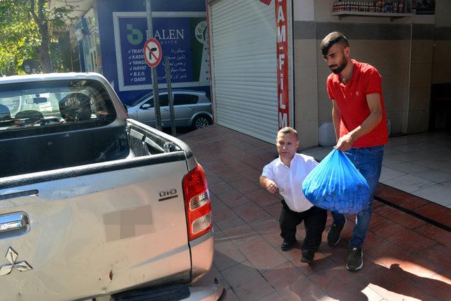 400 engelliyi tekerlekli sandalyeye kavuşturdu