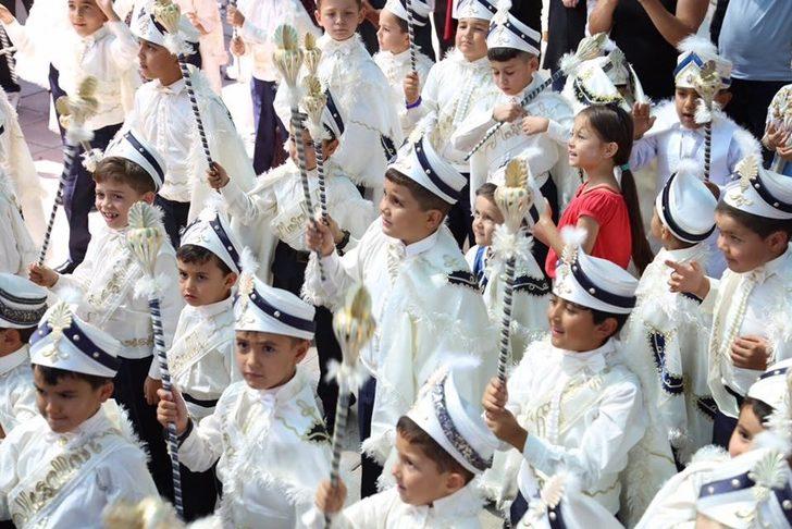 Kaş’ta geleneksel sünnet şöleni G3