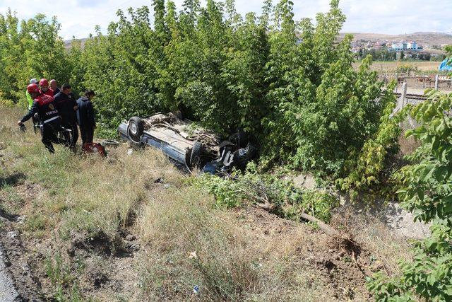 Şarampole uçan otomobil takla attı: 1 yaralı