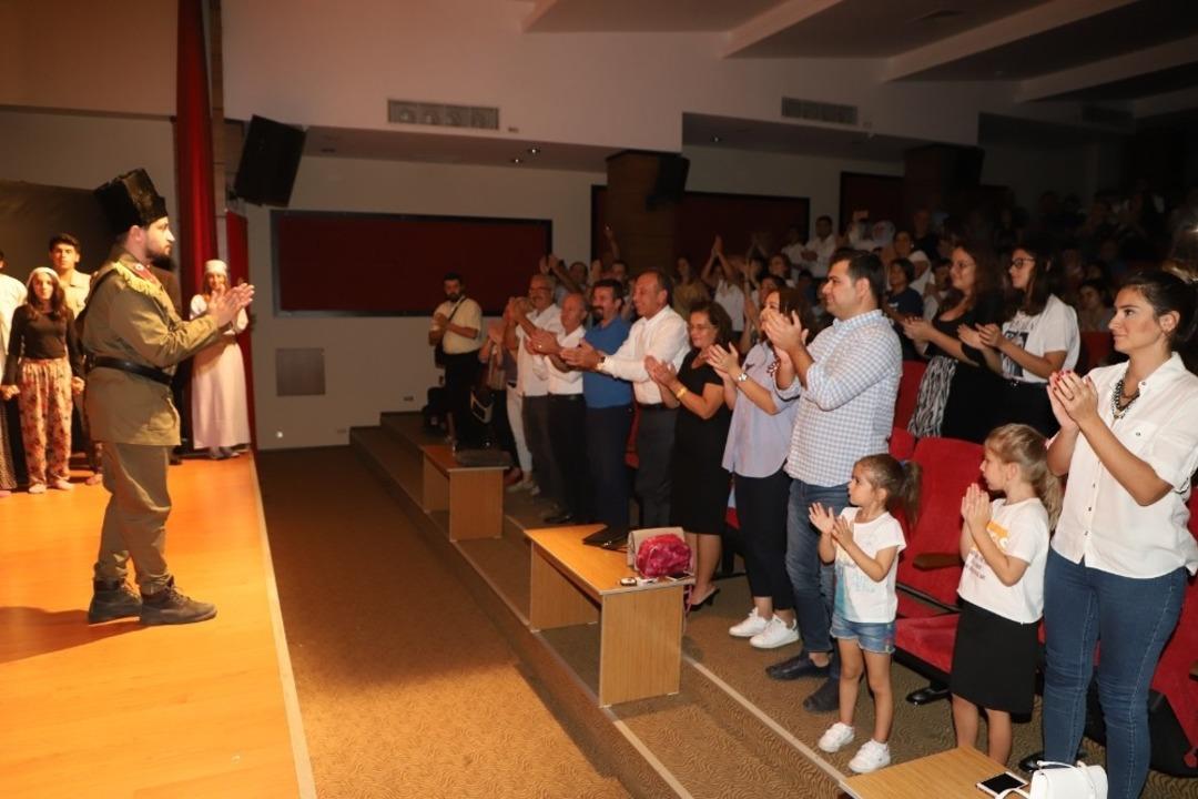 Kasaba k&uuml;llerinden yeniden doğdu