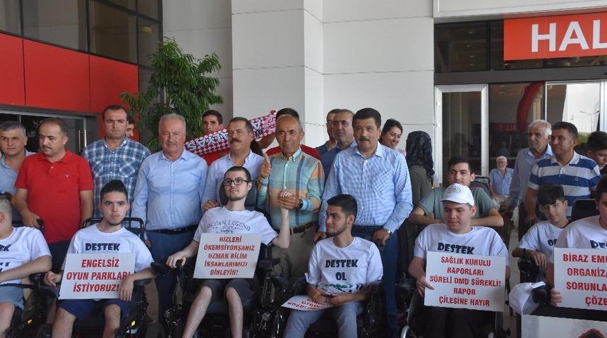 DMD Aileleri Derneği: "Destek verin, DMD’yi yenelim"