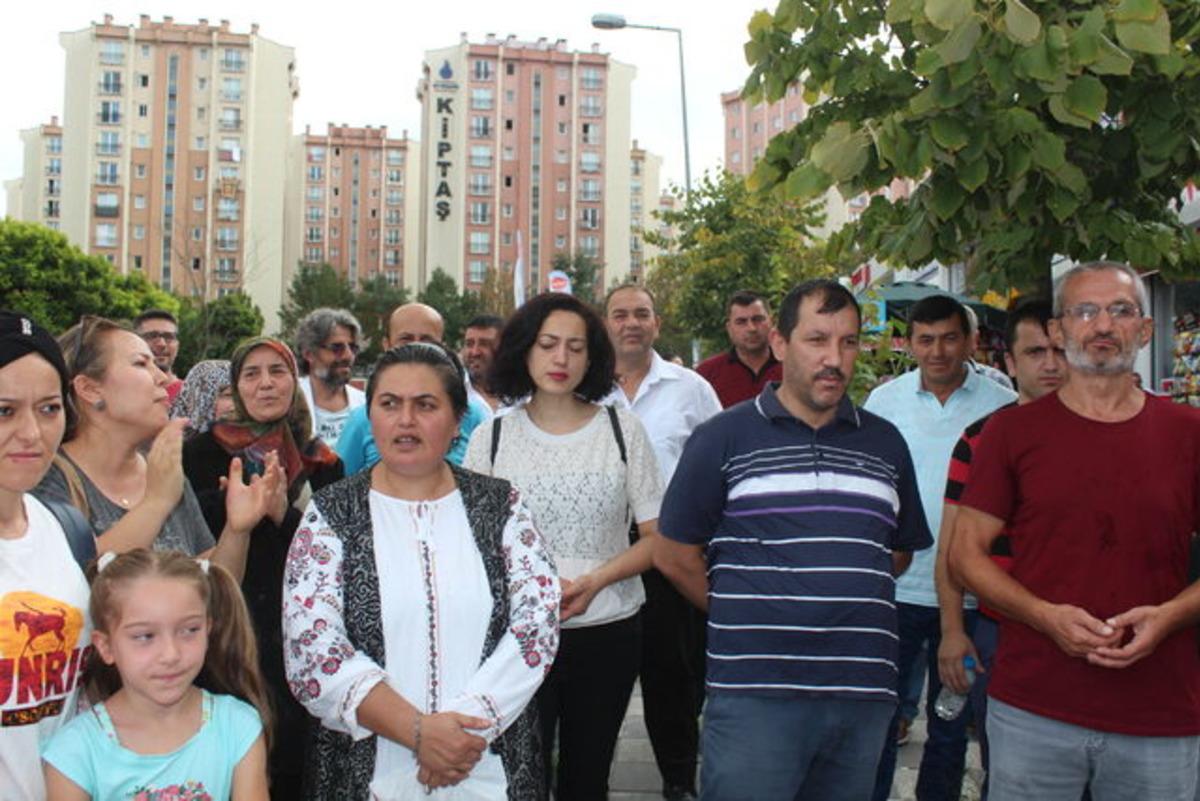 Arnavutk&ouml;y'de mahallelinin fabrika eylemi