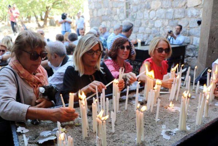 Akdamar Kilisesi'nde 7'nci ayin yapıldı G3