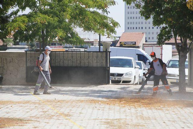 Karaman’da okul bahçelerinde temizlik ve bakım çalışması