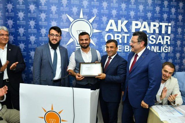 AK Parti Ortahisar İlçe Başkanı Altunbaş’tan teşkilata ’nifak’ uyarısı