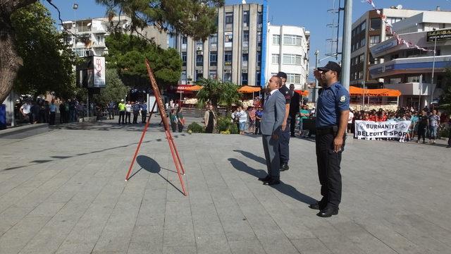 Burhaniye de kadın gazi, kurtuluş coşkusuna ortak oldu 4