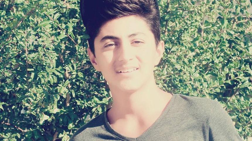 18 yaşındaki gen&ccedil; parkta &ouml;l&uuml; bulundu