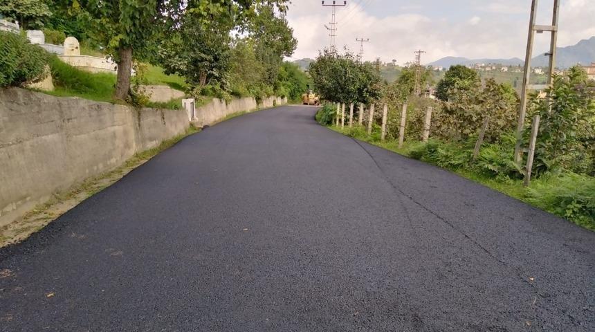 Ordu B&uuml;y&uuml;kşehir Belediyesi sıcak asfalt &ccedil;alışmalarını s&uuml;rd&uuml;r&uuml;yor