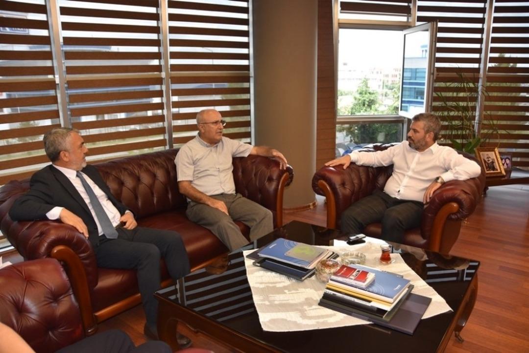 &Uuml;niversite ve sanayi ortak paydada buluştu