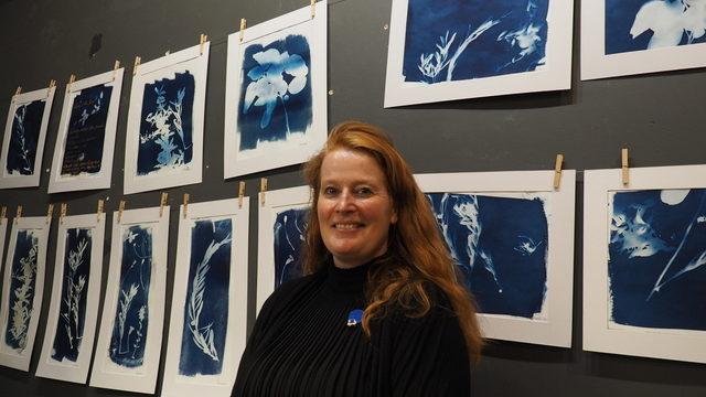 Hollandalı sanatçı Ayvalık’ta fotoğraf sergisi açtı